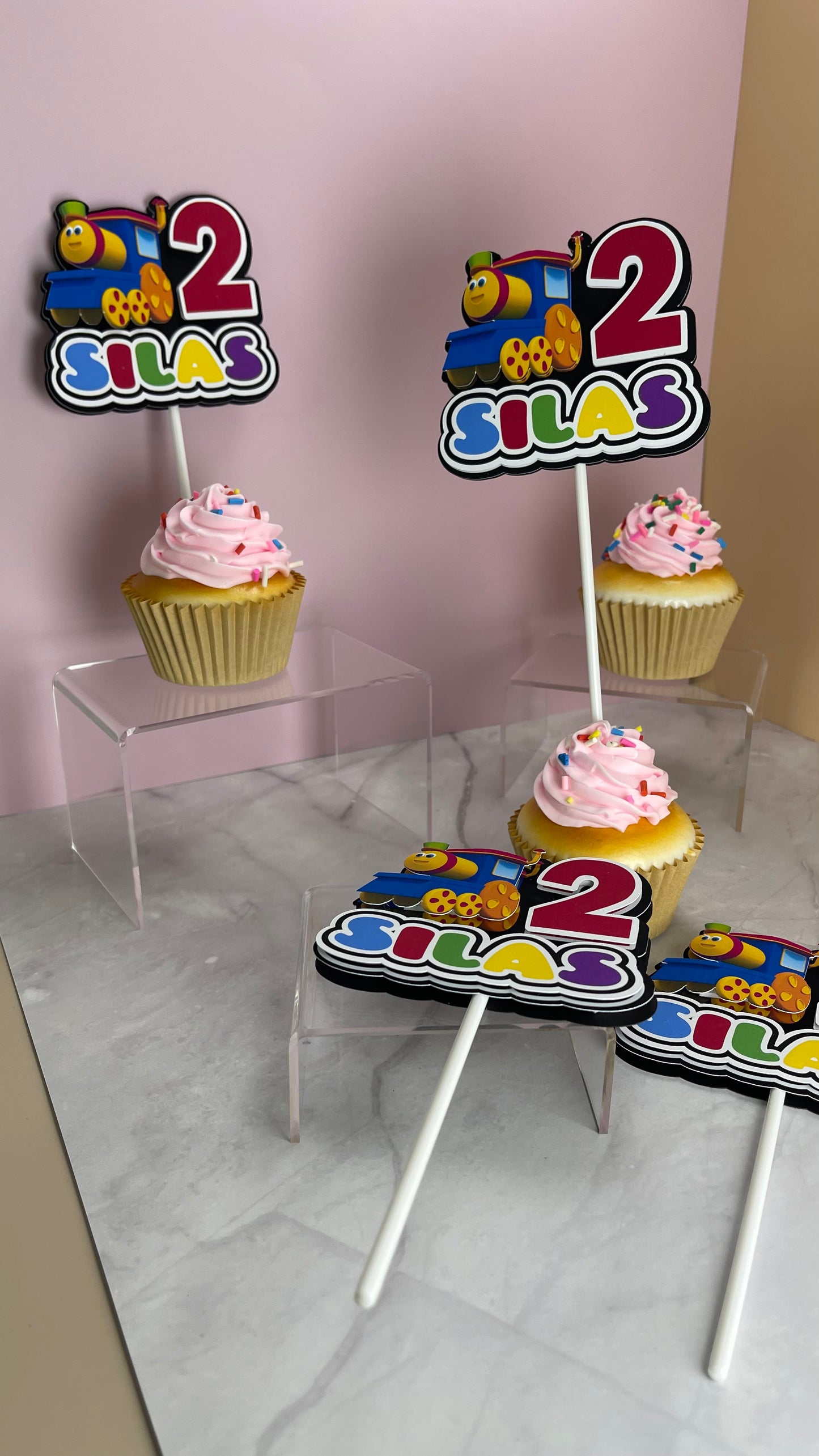 Bob the Trail cup cake topper