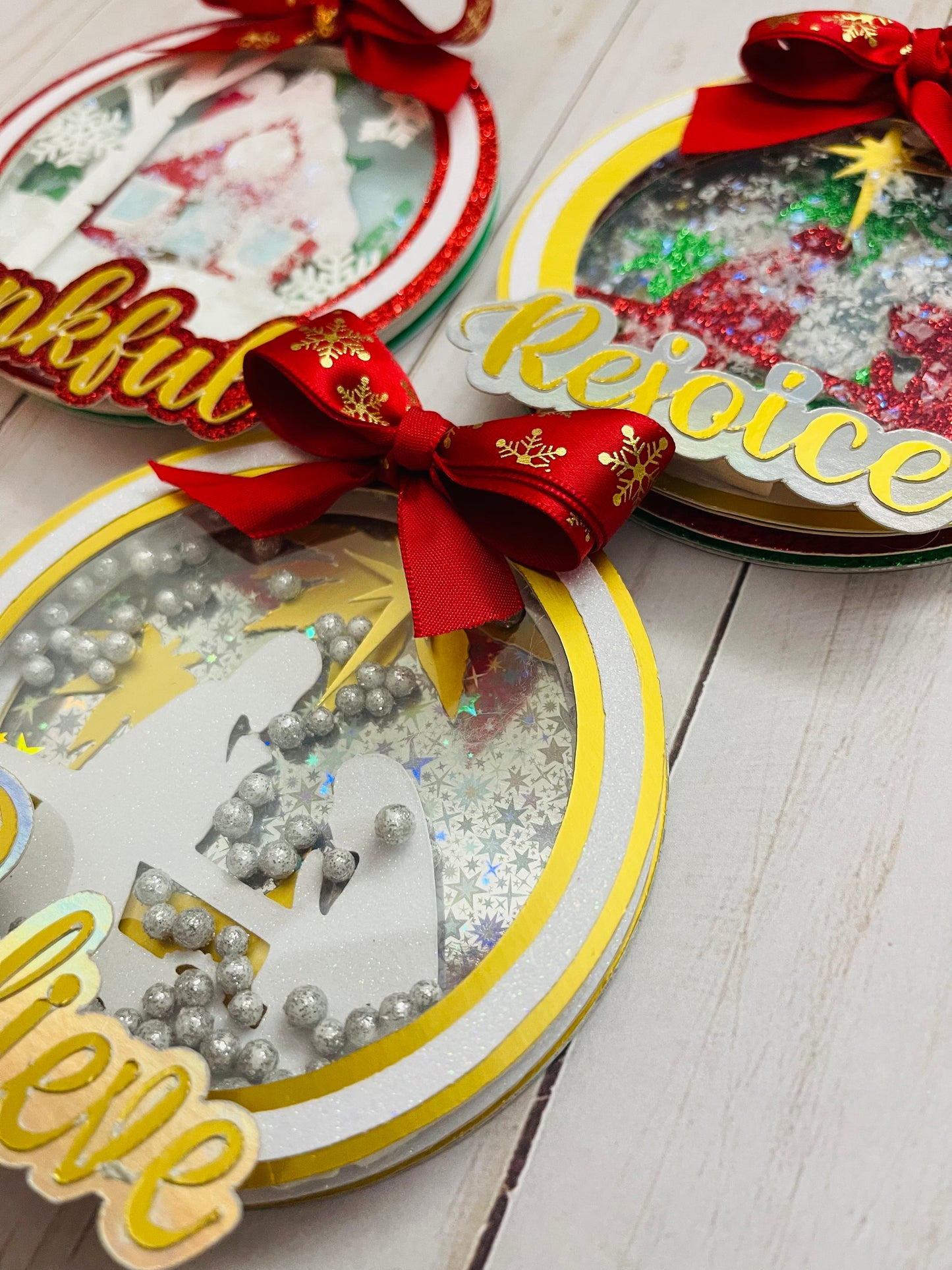 Christmas Decoration // Christmas Spheres